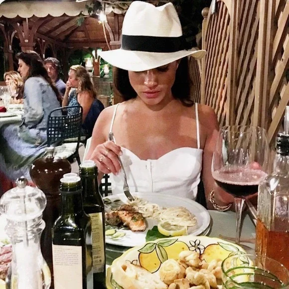 Reformation White ‘Canon’ Dress ASO Meghan Markle - Picture 2 of 15